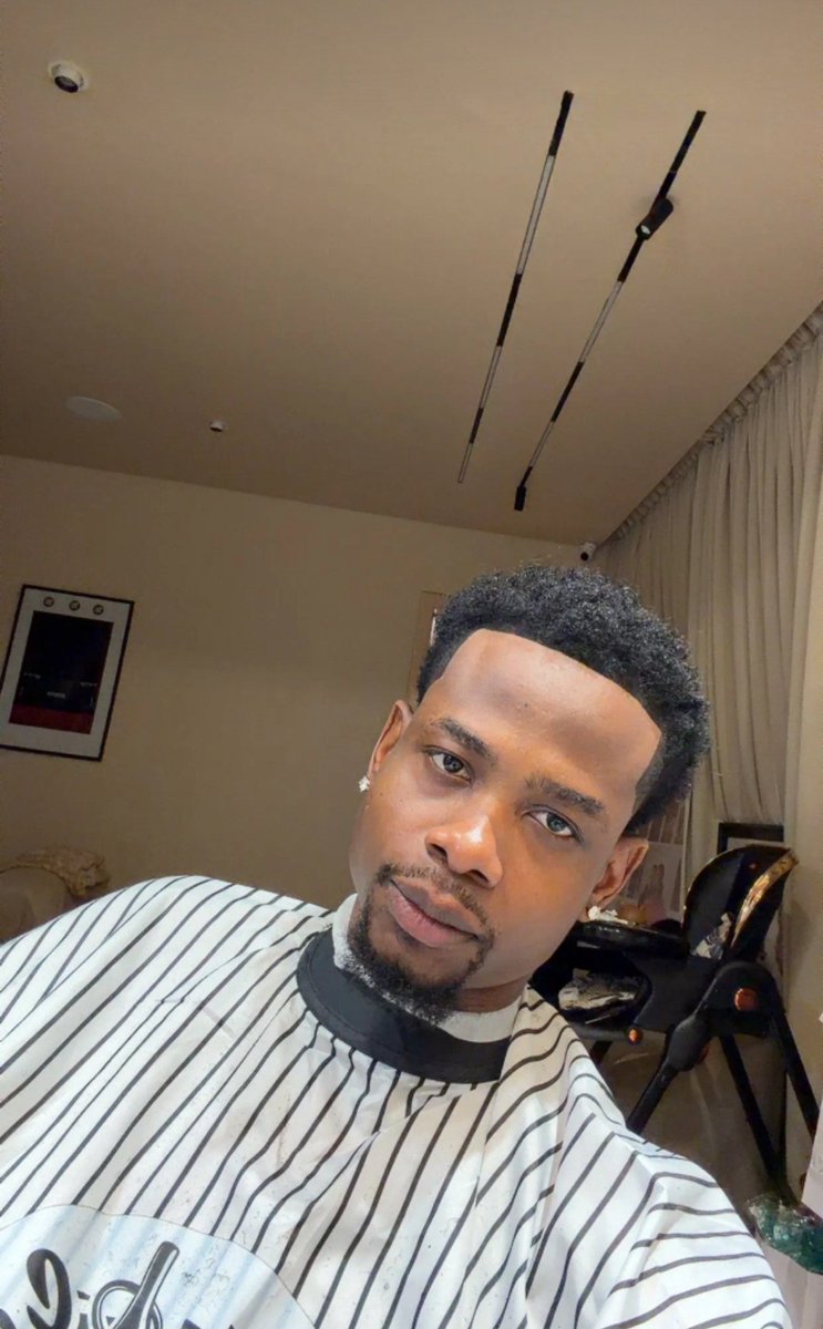 YL Idowu ✨️ tweet media