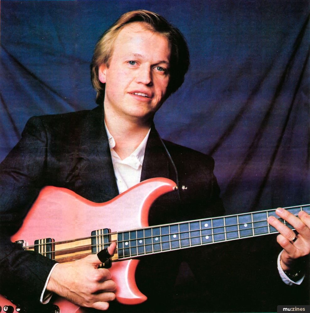 "Looking back it's so bizarre
It runs in the family"
Happy 67th Birthday to #Level42 legend #MarkKing 🎉