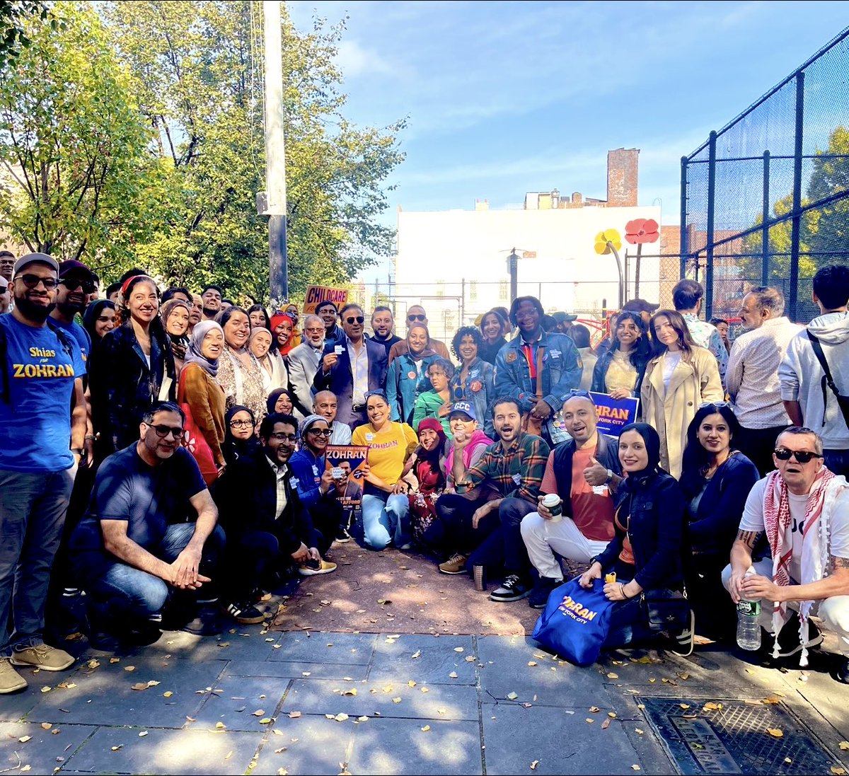 MDCNY's tweet photo. We were out in full force in Astoria yesterday to send a message to Cuomo with the #MuslimVote: @ZohranKMamdani reps us! 

S/o to the canvassers who came out Z’s birthday weekend and plan to be at our next big Muslim canvass on Sunday in Jackson Heights! 🧵 https://t.co/DInhOwicke