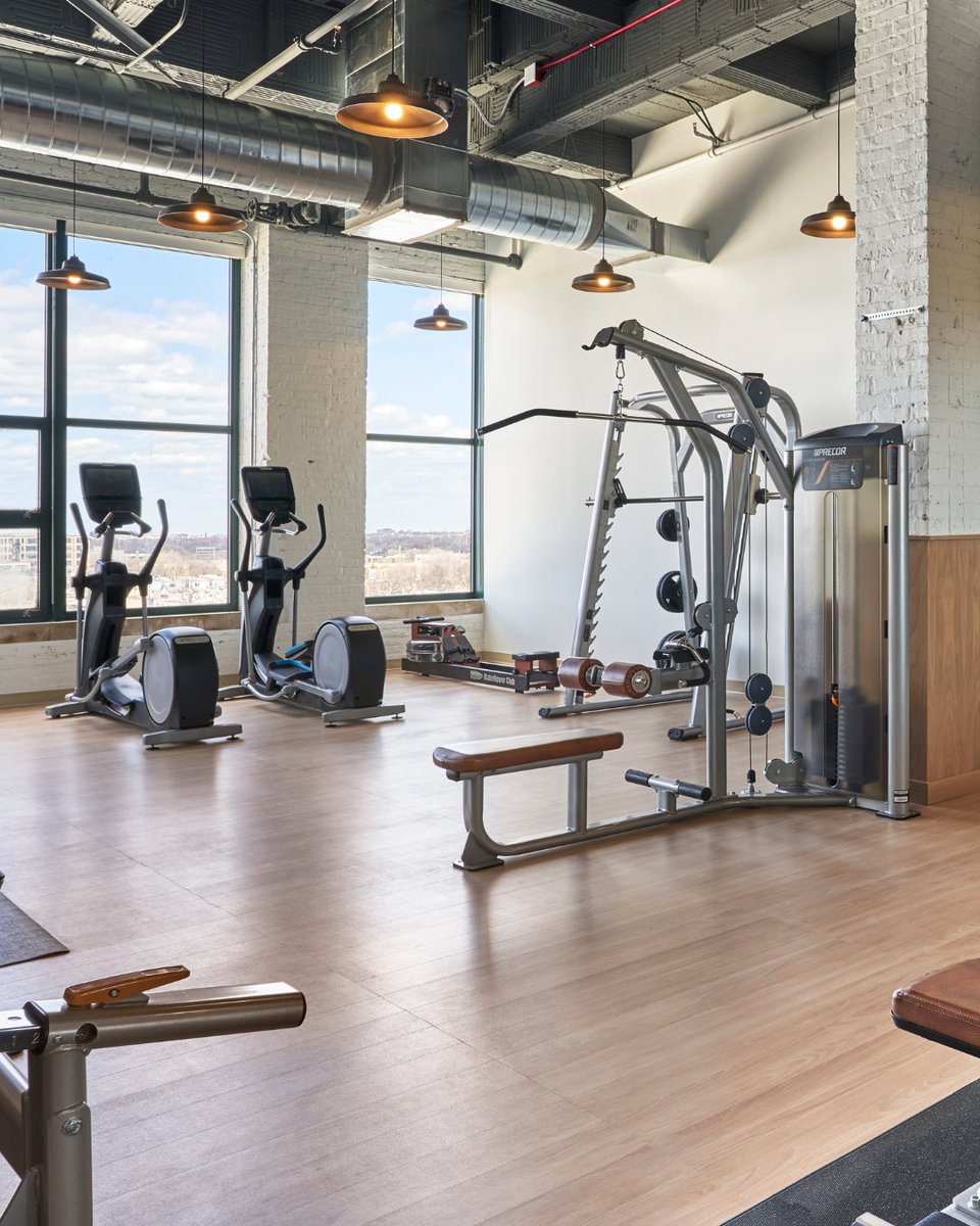 From gains to zen, we’ve got your wellness covered. Crush your cardio in the gym, then find your inner calm in our private yoga room. 💪