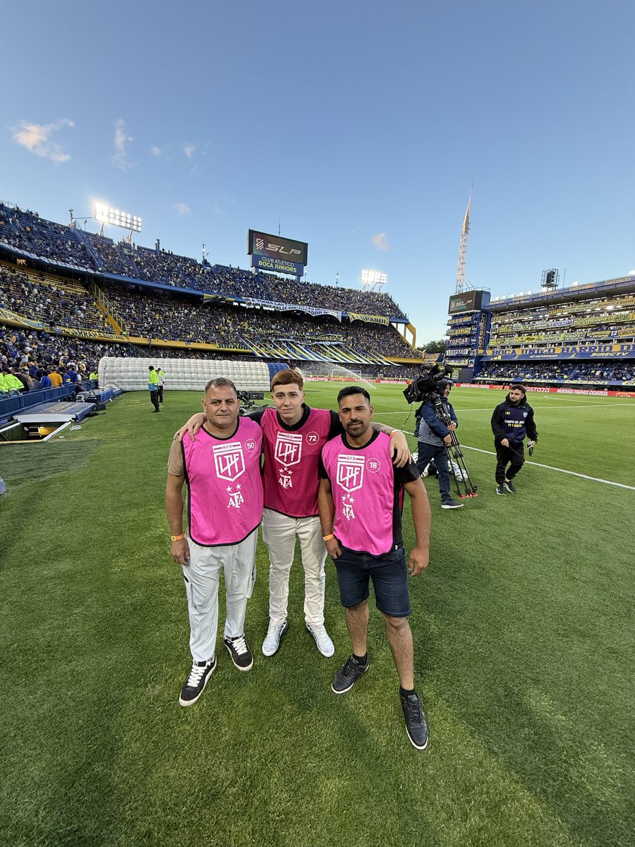 Linda cancha con amigos🙌🏻