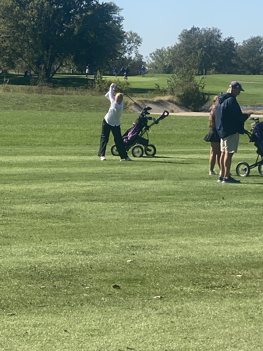 PiperPirates's tweet image. Hadley Heim and Georgia Lightfoot competing at Emporia today in the first round of 5a State Golf. @PiperUSD203