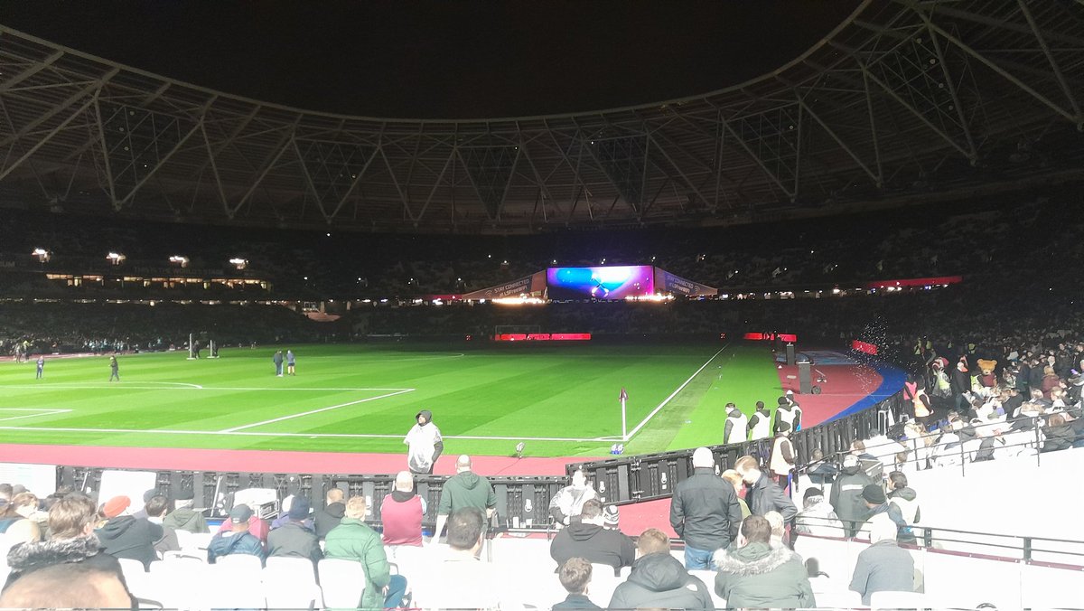 Monday night football in east London, Tonights football comes from The London Stadium as <a href="/WestHam/">West Ham United</a> take on <a href="/BrentfordFC/">Brentford FC</a> in league action