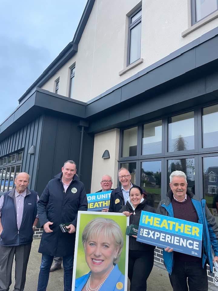 walshthomasf's tweet image. A very positive and engaging canvas in #Dromahair #Leitrim this evening.

#heatherhumphreys 

@HeatherH @FineGael