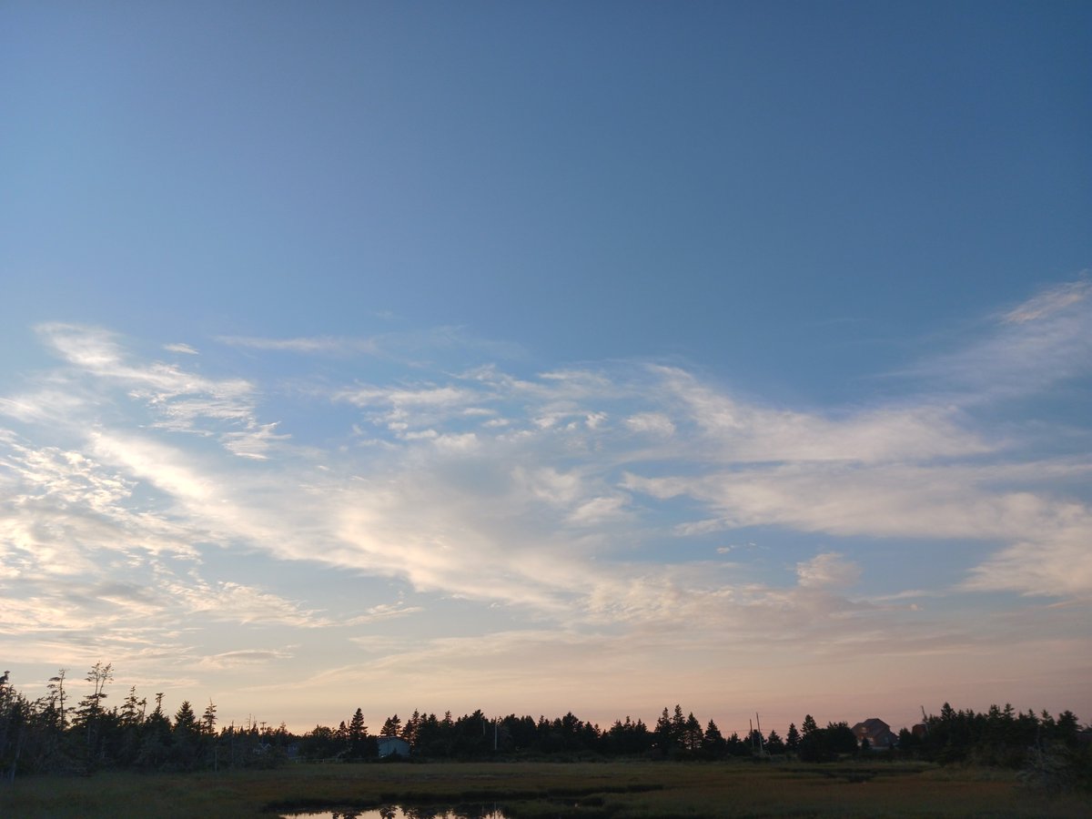 ImagesCoast's tweet image. Look up to see jet aircraft not release extremely deadly chemicals and nonotechnolgy from engines specifically designed for this purpose.  Why no contrails??  Nova Scotia Canada September 17th 2025  #lookup #contrails