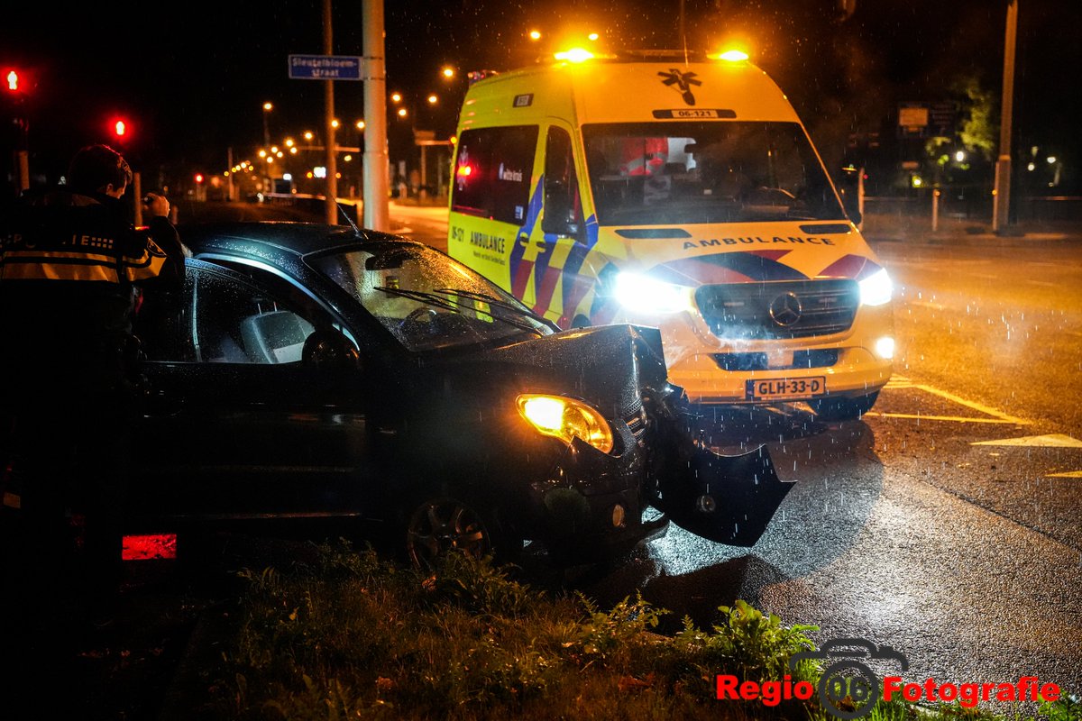 Eenzijdig ongeval op kruising Laan van Zevenhuizen Apeldoorn