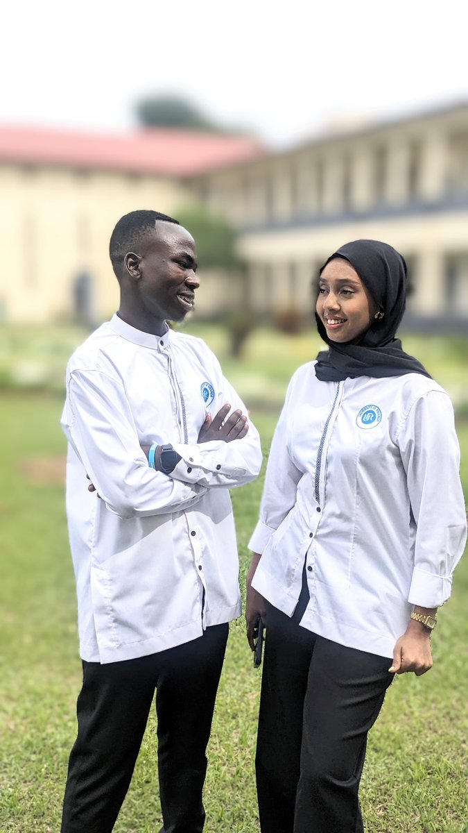 EmmanuelChinkey's tweet photo. 🎓 Honored to have served in the #ProtocolTeam ☘️ for the #URGraduation2025, a historic event that brought together over 20,000 people!
I extend my warm #Congratulations🥳🎉 to all #graduates and may God bless their #certificates into countless #opportunities ✨ #UR #Graduation https://t.co/0wEEG4TeFw