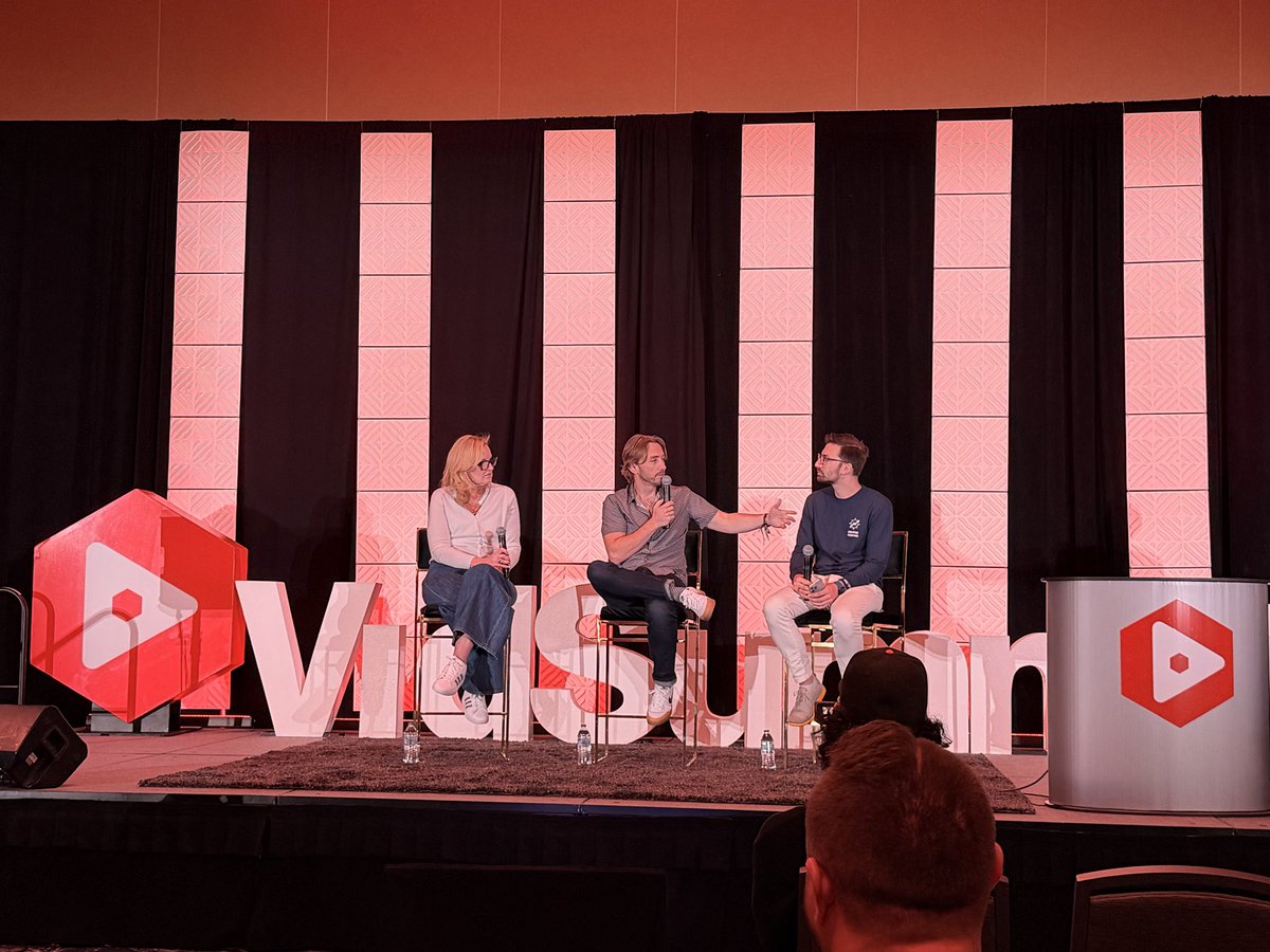 CCompassLA's tweet image. We had an incredible time at VidSummit 2025! A huge thanks to everyone who stopped by to chat, collaborate or just say hi! We’re excited to reconnect with everyone &amp;amp; continue building on the momentum. Let’s keep the convos going!
#VidSummit #CreatorEconomy #CreatorCompassLA
