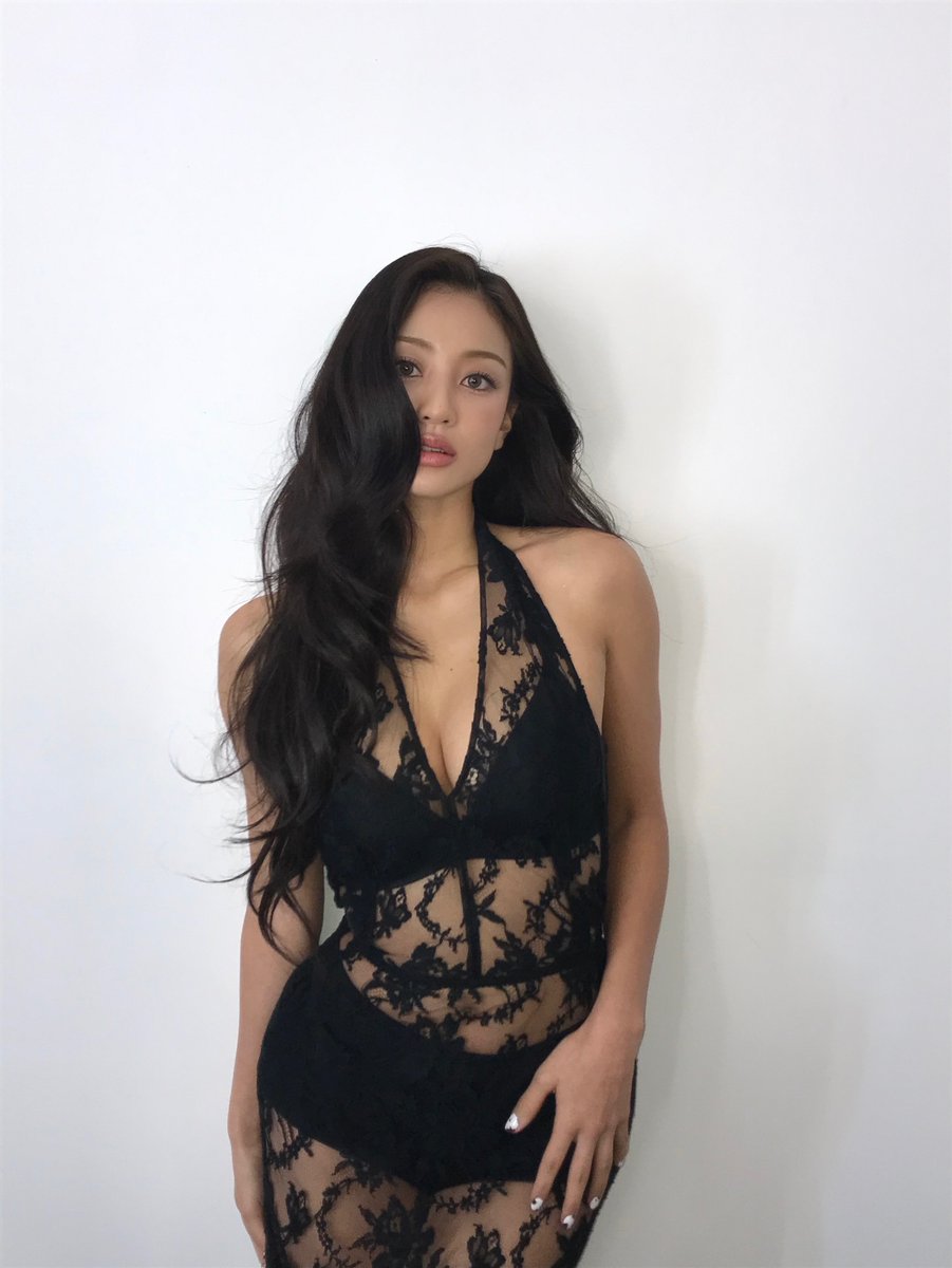 S9LEN7's tweet photo. Nope nie dam wam spokoju bo wróciłam 🫣💋
https://t.co/TFryY7kPB1
#SELSTAGRAM https://t.co/yDGw7rVcIN