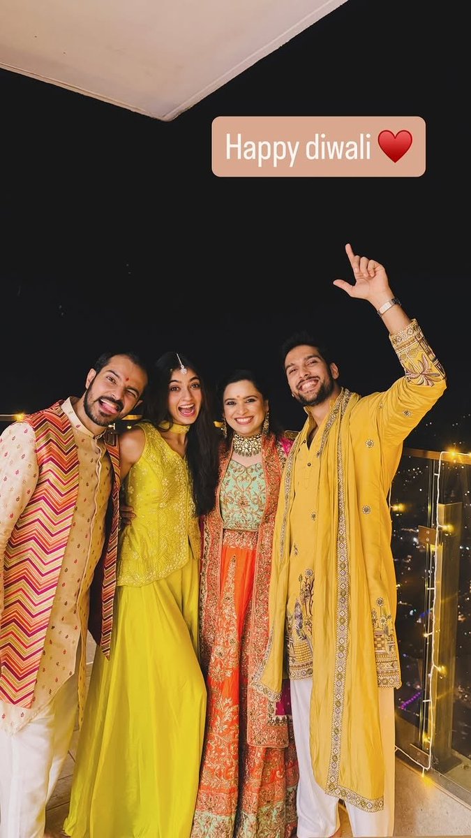 always together ❤

#SaiKetanRao #ShivangiKhedkar  #SaiShi