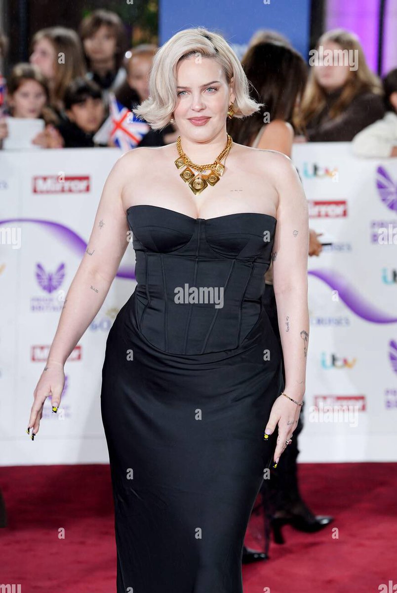 annemarieupdts's tweet image. Pictures of @AnneMarie at the Pride of Britain Awards😍

alamy📸