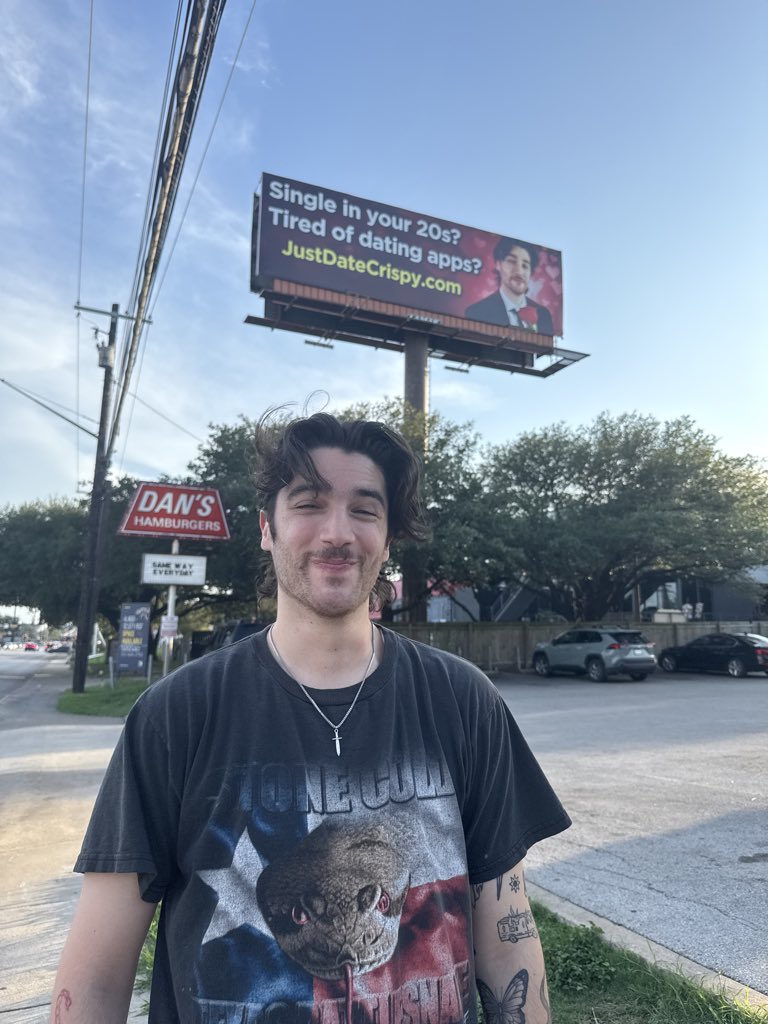 Crispy's tweet image. 