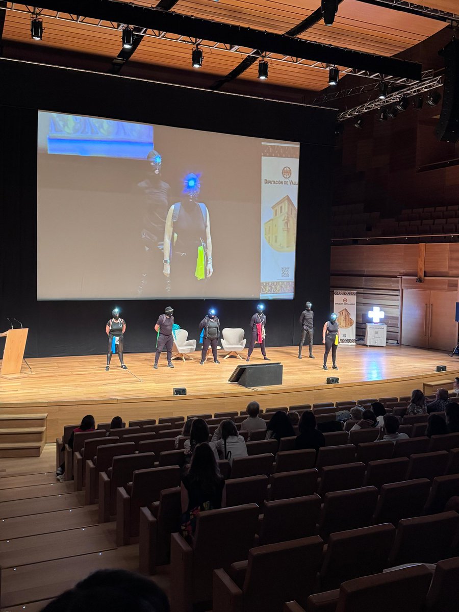 Broken-Physio Teatro tweet media