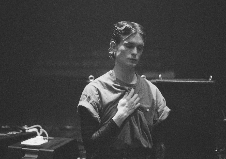 Esta semana en #DestacadosMACOMAD <a href="/ReplikaTeatro/">Réplika Teatro</a>  nos propone #BABES de #GergoDFarkas que podrás ver el V24 a las 21hs y el S25 a las 20hs

Toda la info y entradas en: replikateatro.com/evento/babes-g…