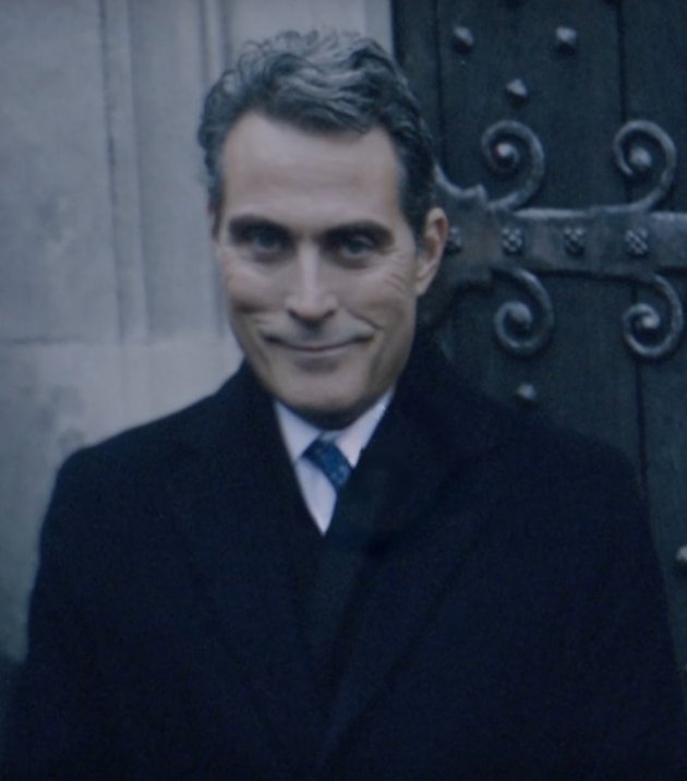 S3 The diplomat is an absolute must watch. Holy finale.