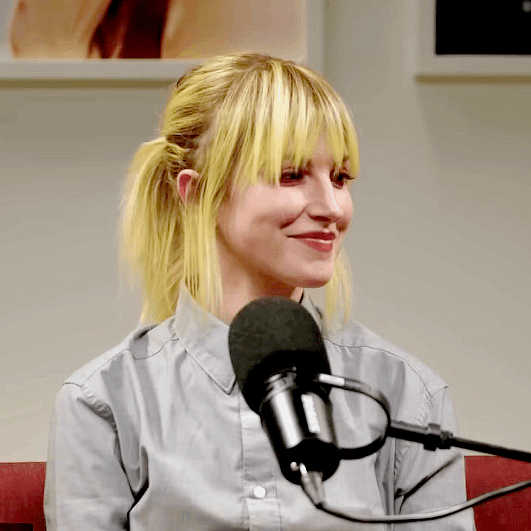 picsofhayley's tweet photo. 📷 hayley williams on popcast for the new york times (2025) https://t.co/GRuDOffE7Z
