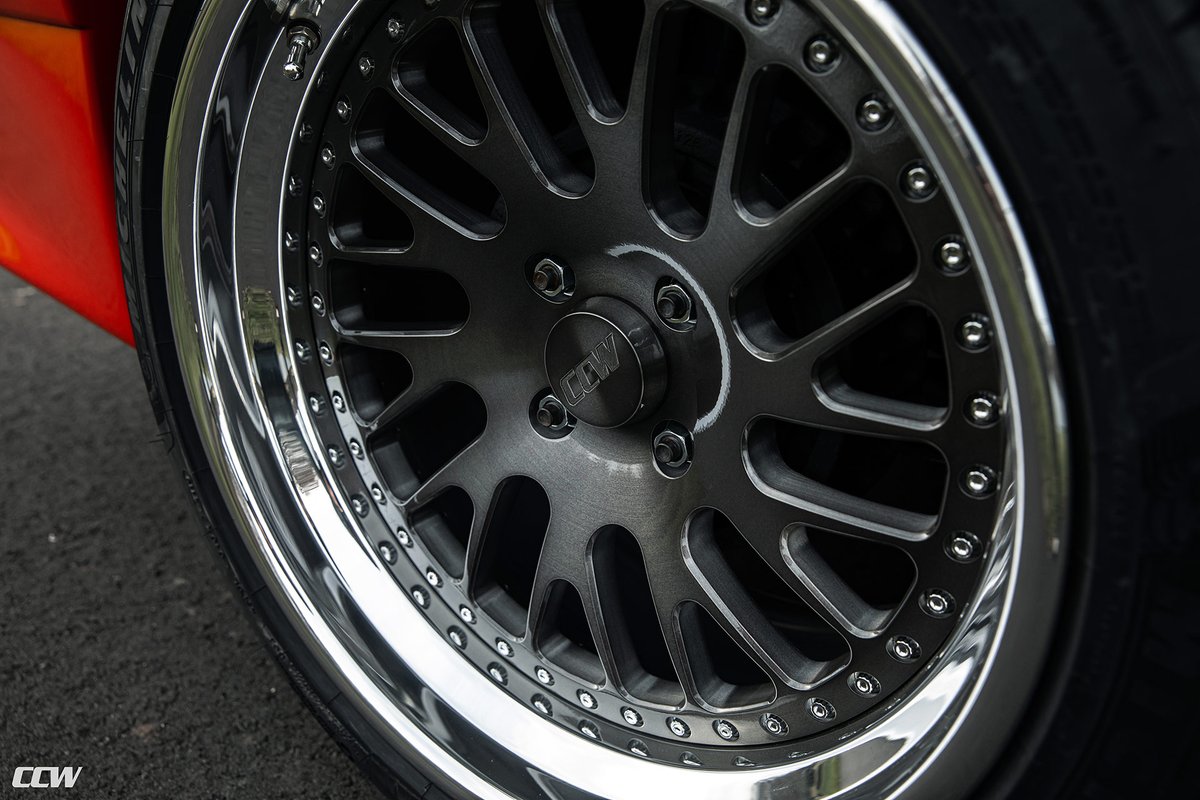 JustBoltonsCom's tweet image. The Red #Foxbody Mustang meets forged perfection — outfitted with #CCW Twisted Classic Forged Wheels in Gunmetal with Polished Lips.

A clean, modern twist on one of the most iconic muscle platforms ever built.

See more photos and details: dragracingwheels.com/blog/red-foxbo…