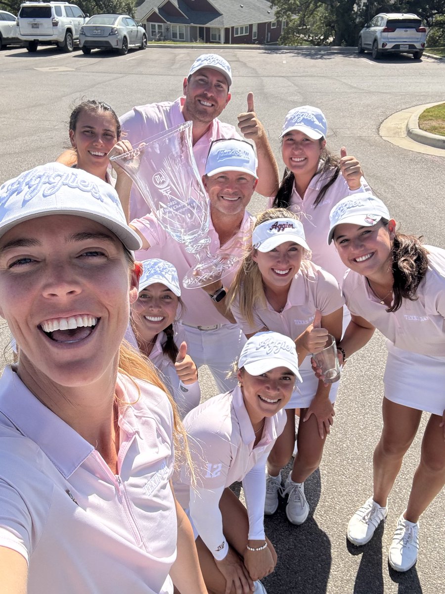 Championship selfie 🤳 

#GigEm