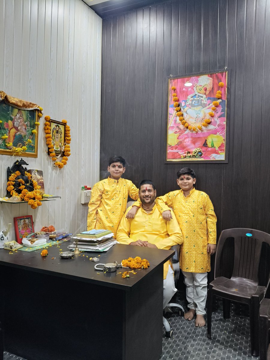 दीपावाली की बहुत बहुत शुभकामनाएं बधाई