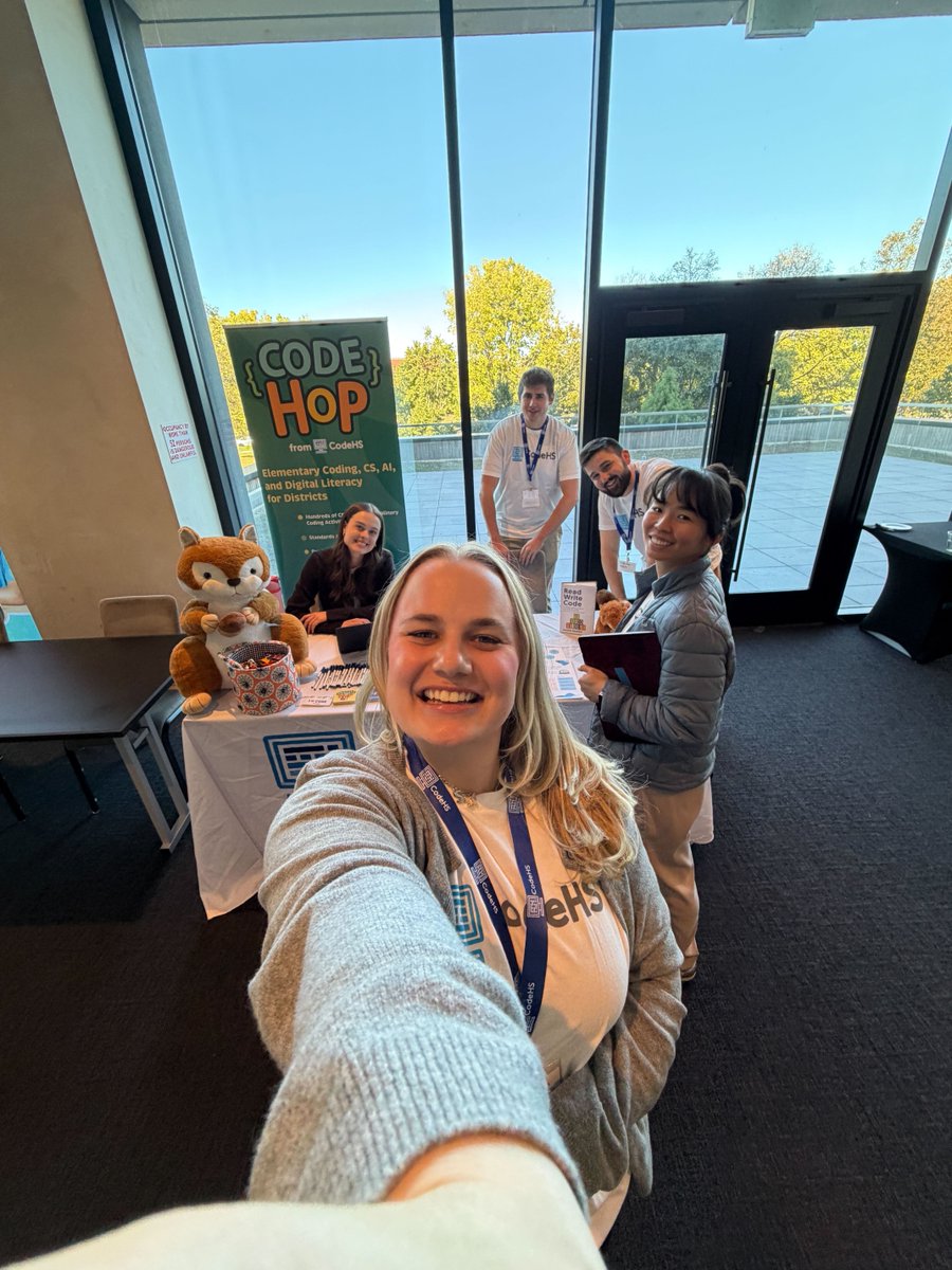 CodeHS's tweet image. Hey Chicago teachers, are you attending the BootUp Summit? Swing by the CodeHS booth to learn about our Elementary courses, say hi to our great team, and get some fun swag!
#cs #readwritecode