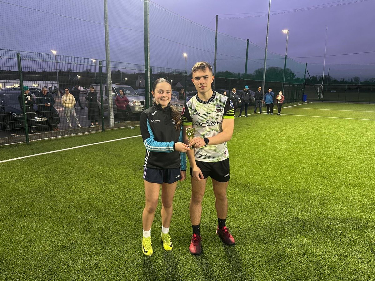 SligoGAACandG's tweet photo. Jack lavin presents U13/14 skills winner trophies 🏆 to Grace Feeney, U13’s Darragh Quigley and U14’s Calum Murtagh after this evening skills winners evening in @sligogaa CoE, Scarden  🏁🏁🏁🏐🏐🏐 @sligogaa @ConnachtGAA https://t.co/wjs54isM4Z