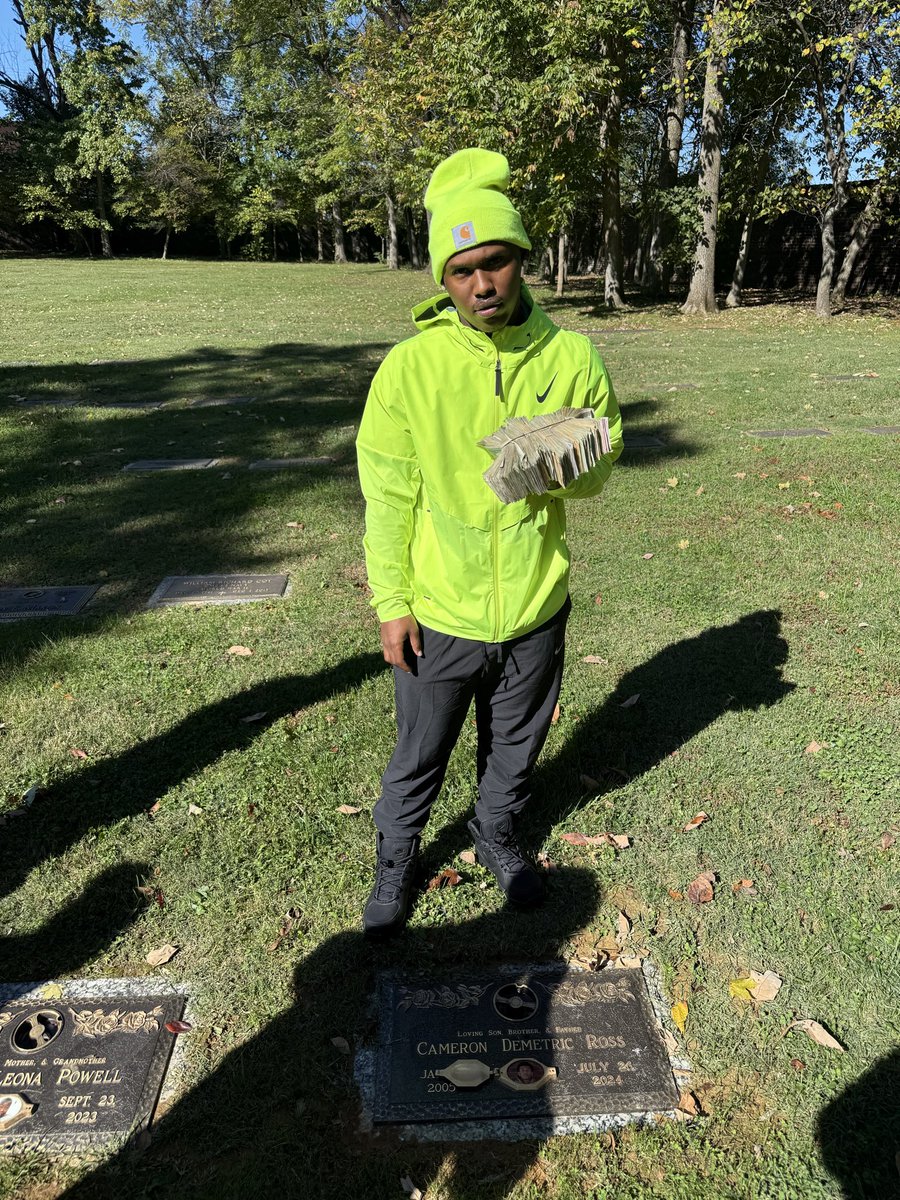 mjefe8905's tweet photo. I ran my money up im doing well brudda 💚💕 https://t.co/QBLoeLmewJ