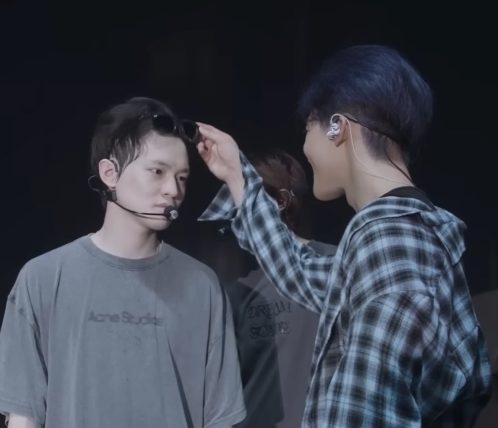 เป็นคู่พี่น้องที่มีมีมโดยธรรมชาติมาก ขำอ่ะ55555555555555555555555555555 คนที่มีมีมติดตัวมากที่สุด