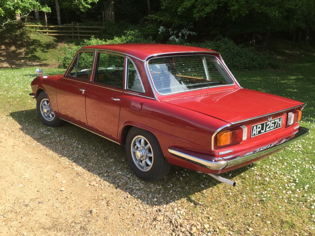 Guillaume (@guill500) on Twitter photo Nouveau match du groupe routière :
- LANCIA Trévi
face à
- ALFA ROMÉO Alfetta
face à
- TRIUMPH 2000
Photos dans l'ordre cité
Les votes ci-dessous
#lpbvp
<a href="/Memoire2cite/">🏘️ 🏗️ 🇫🇷 Mémoire2Ville 🌆 🚧Sagacité 🏗️ 🏘️</a>
<a href="/Generations7080/">Ⓖⓔⓝⓔⓡⓐⓣⓘⓞⓝⓢ60708090📼🎙️✨</a> Nouveau match du groupe routière :
- LANCIA Trévi
face à
- ALFA ROMÉO Alfetta
face à
- TRIUMPH 2000
Photos dans l'ordre cité
Les votes ci-dessous
#lpbvp
<a href="/Memoire2cite/">🏘️ 🏗️ 🇫🇷 Mémoire2Ville 🌆 🚧Sagacité 🏗️ 🏘️</a>
<a href="/Generations7080/">Ⓖⓔⓝⓔⓡⓐⓣⓘⓞⓝⓢ60708090📼🎙️✨</a>