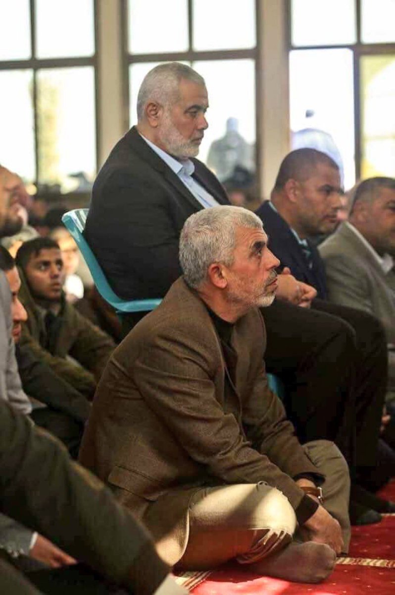 Sizi yiğitlikle öven olursa "bizim yiğitlerimiz şehid oldu" deyin.