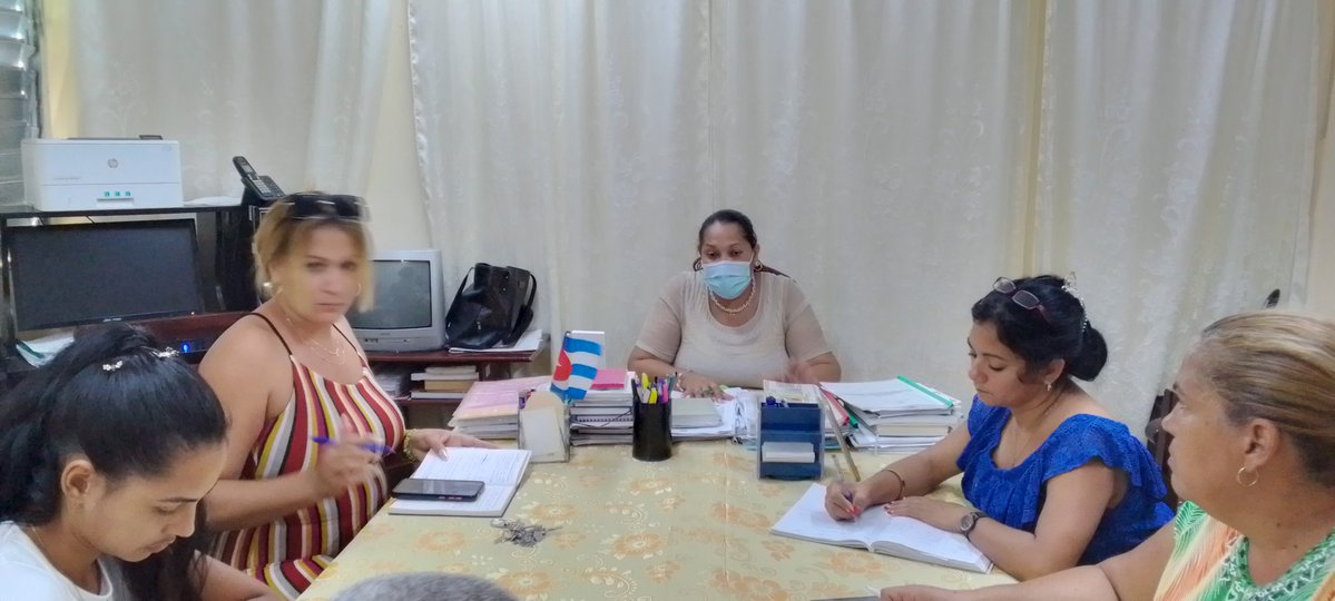 NFrometa39398's tweet image. #PoderPopular
Como de costumbre,se realiza reunión de coordinación de las tareas en la sede del Poder Popular, municipio Niceto Pérez, provincia Guantánamo para la organización de las tareas.
#NicetoPérez