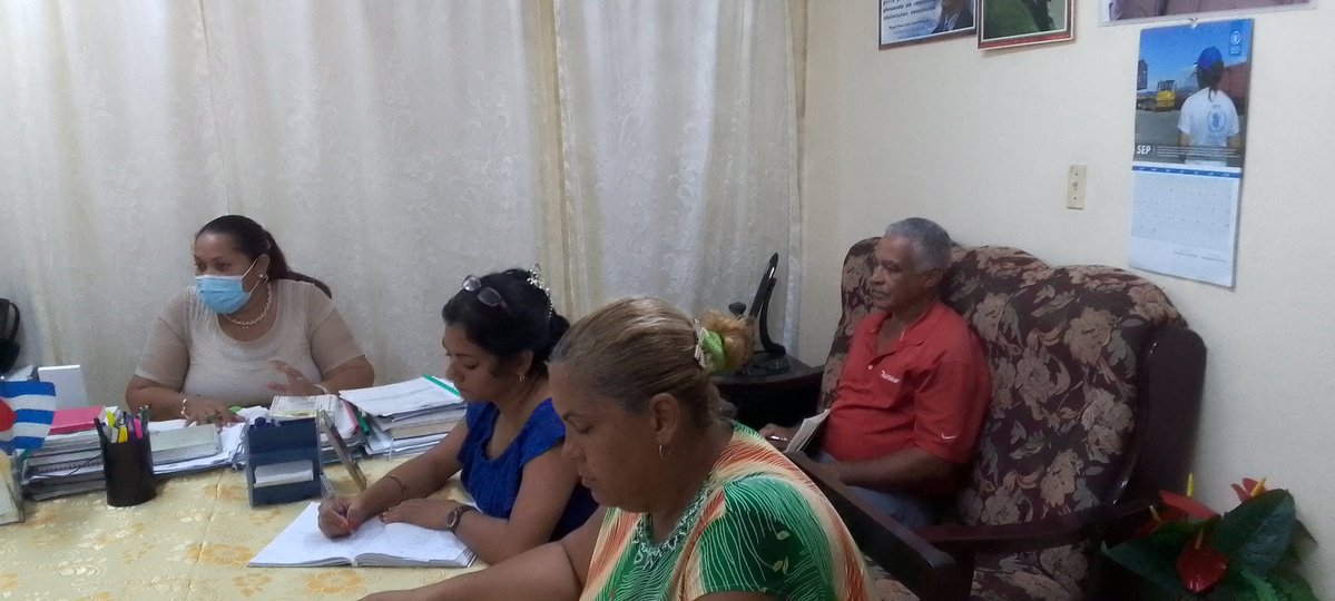 NFrometa39398's tweet image. #PoderPopular
Como de costumbre,se realiza reunión de coordinación de las tareas en la sede del Poder Popular, municipio Niceto Pérez, provincia Guantánamo para la organización de las tareas.
#NicetoPérez