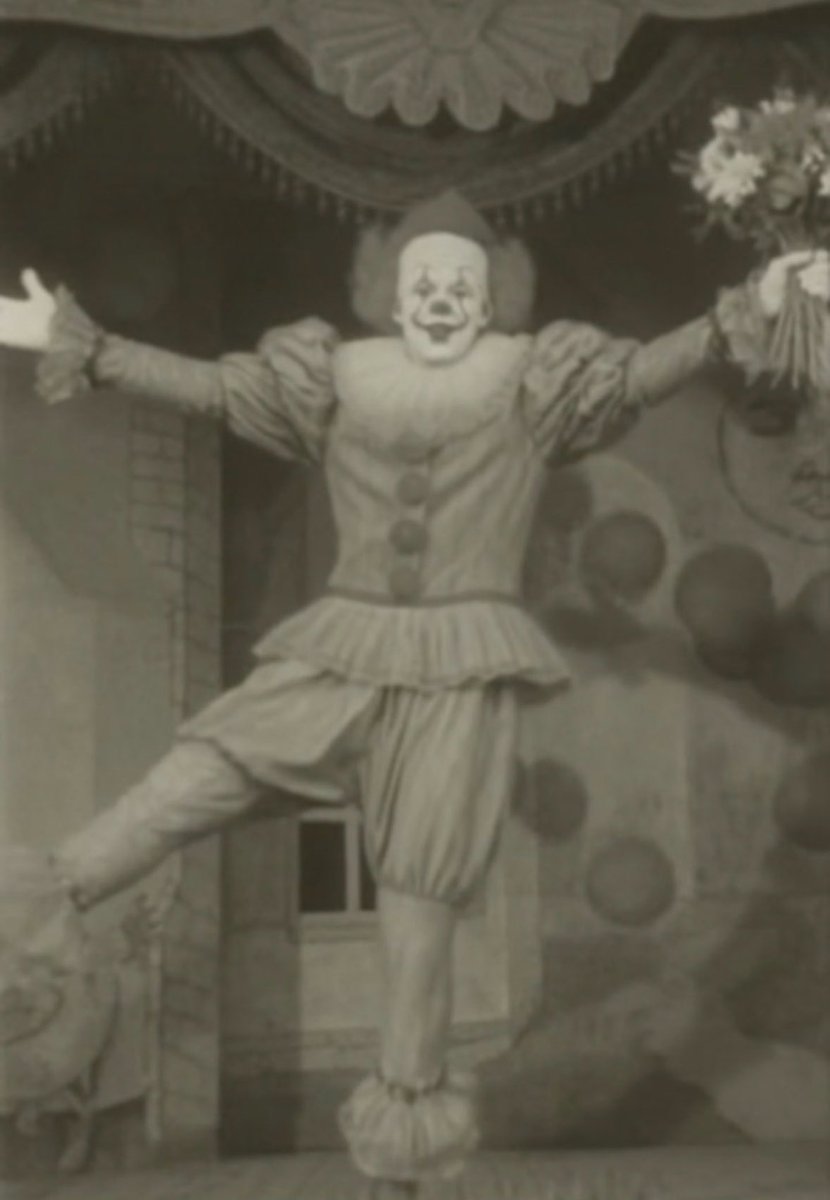 We aren’t ready to see what type of timing Pennywise is gonna be on in this show