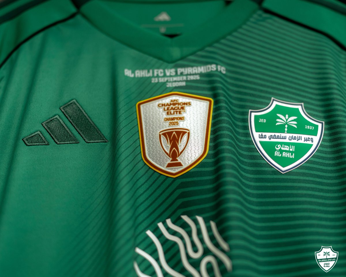 🚨🚨🚨🚨 تــــاريـخــي وللـتاريـــخ 🚨🚨🚨🚨

#الأهلي يكسر الرقم القياسي ويصبح صاحب أطول سلسلة بدون خسارة في دوري أبطال آسيا عبر التاريخ — 21 مباراة 🟢⚪️

😱😱😱😱😱😱😱😱💚💚💚💚💚💚💚