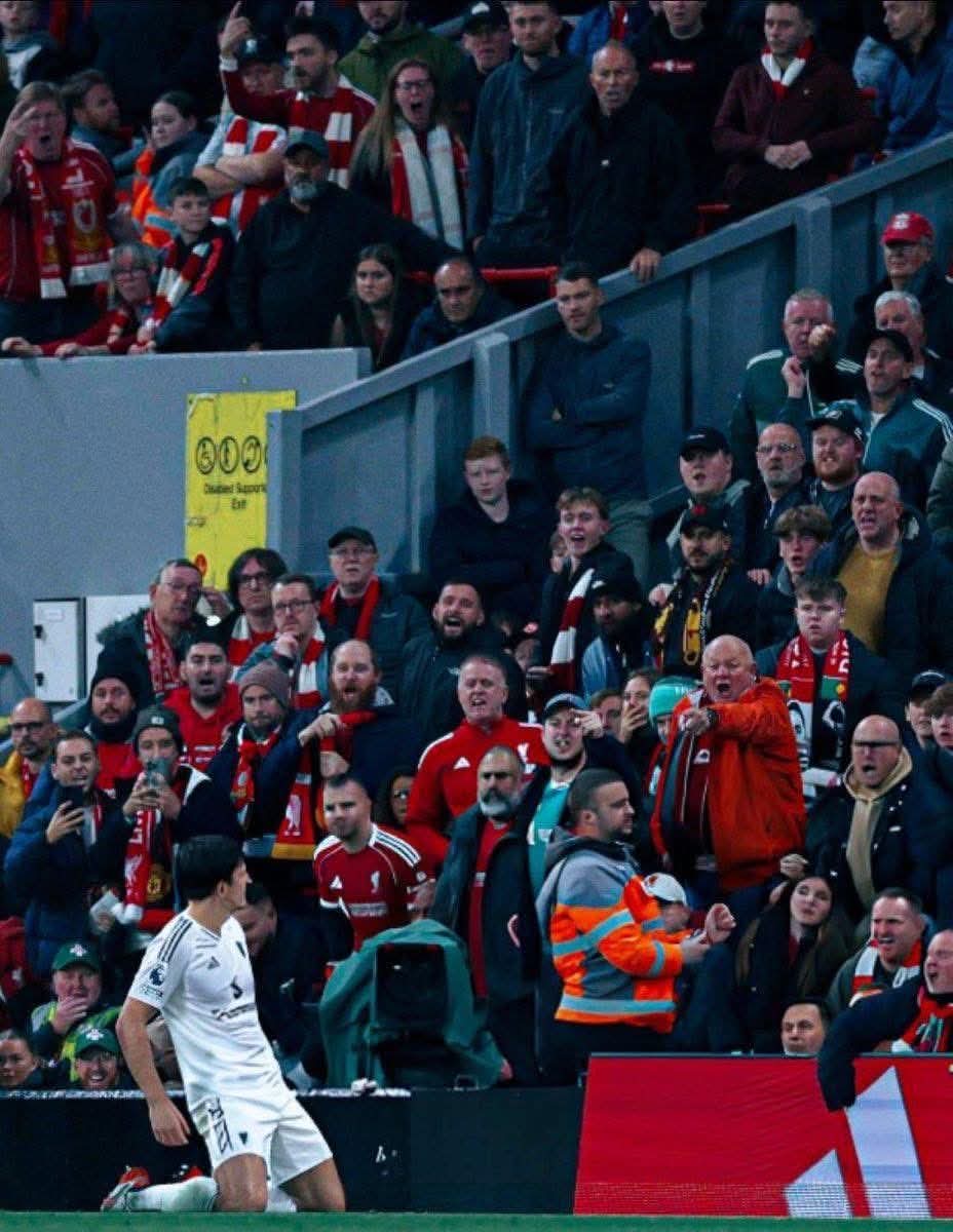 Cold as Fu*k 🧊🥶🥶🥶🔴⚫️🔴 <a href="/HarryMaguire93/">Harry Maguire</a> <a href="/ManUtd/">Manchester United</a> #LiverpoolFC #ManUnited #myclub