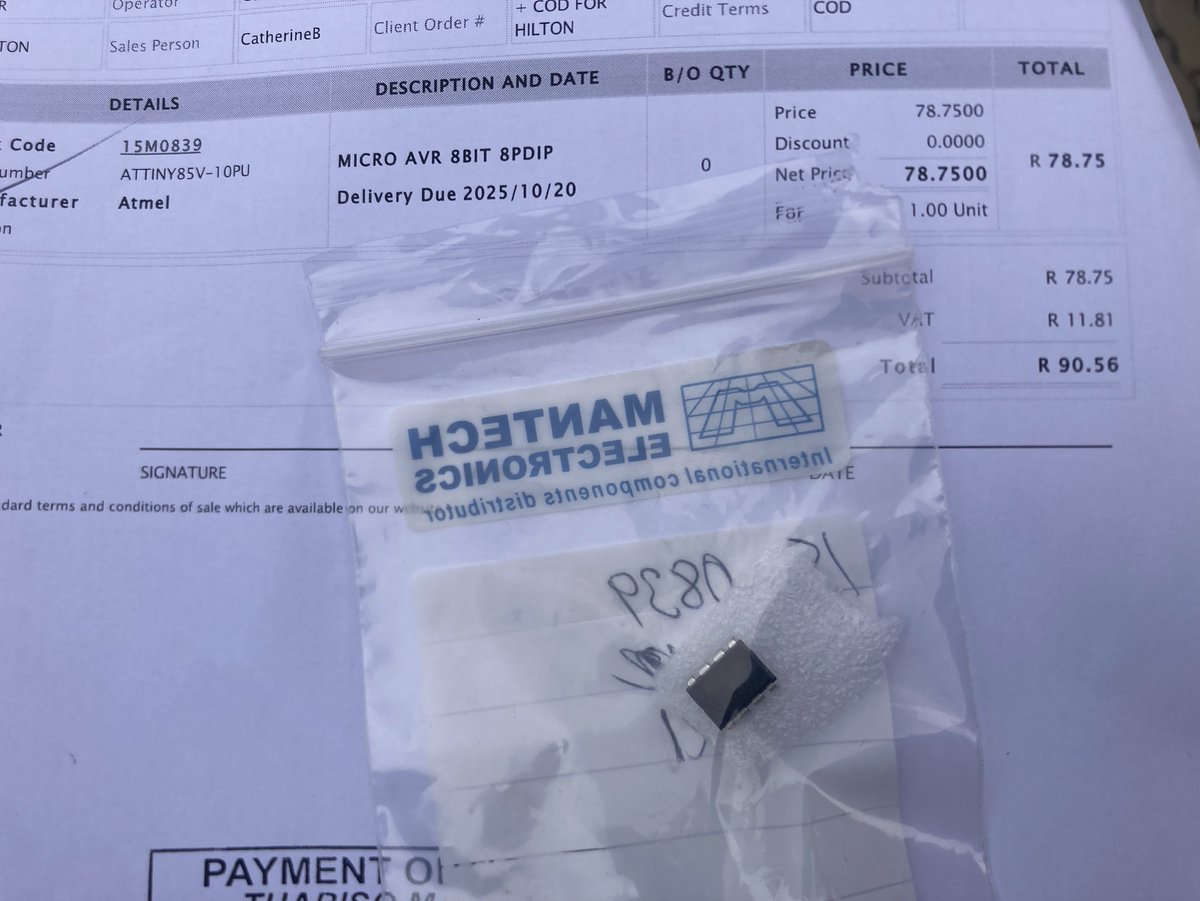 HiltonRivombo's tweet image. Shout out to Moorse “law” & all that, chips are way more compact & cheap but R90 for an 8kb microcontroller in 2025 is not make sure…