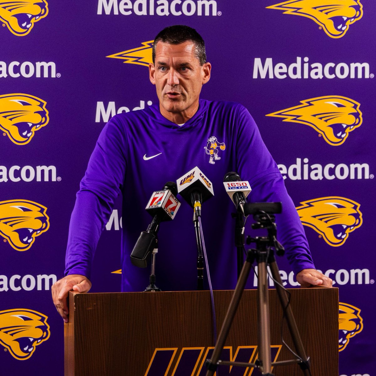 UNImbb's tweet image. Catch Coach Jacobson's MVC Media Day remarks with just 1️⃣7️⃣ days to go until the regular season opener! 🏀 
📺 bit.ly/477MTUU
#EverLoyal | #1UNI