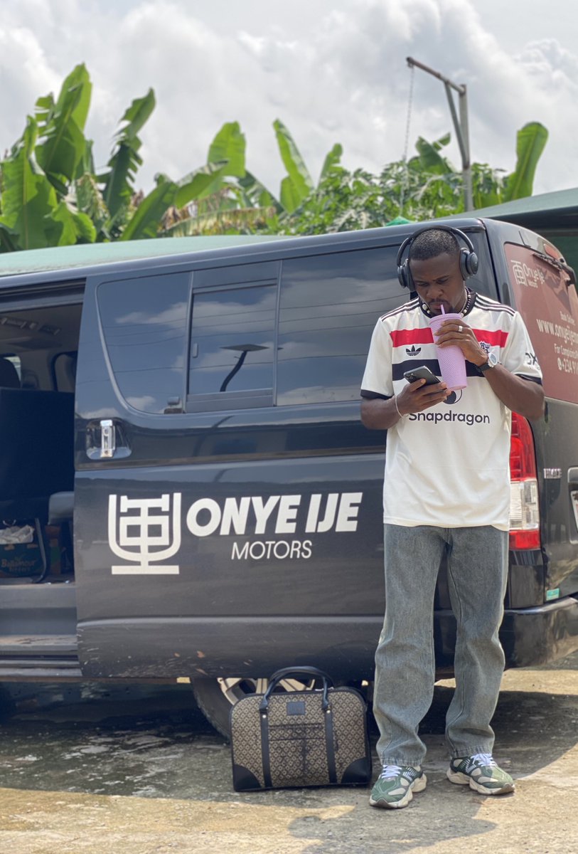 chudy_jnr's tweet image. Dear @OnyeijeMotors,
I think it’s time we worked together.
How many retweets before I become your next brand ambassador?