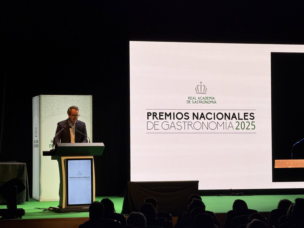 100% talento, 200% justo. 
Premio Nacional de Gastronomía 2025 
<a href="/Pacomoraleschef/">Paco Morales</a> <a href="/RAGinforma/">Real Academia de Gastronomía</a>