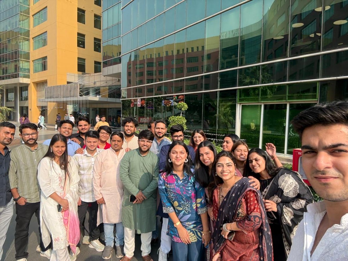 tsc_logicladder's tweet image. Team lunches, shared laughter, and festive light ✨

Here’s wishing everyone a very Happy Diwali from all of us at TheSustainabilityCloud!🪔

May your celebrations be bright and joyful.