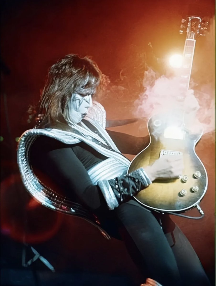 #Ace #Spaceman #Kiss
