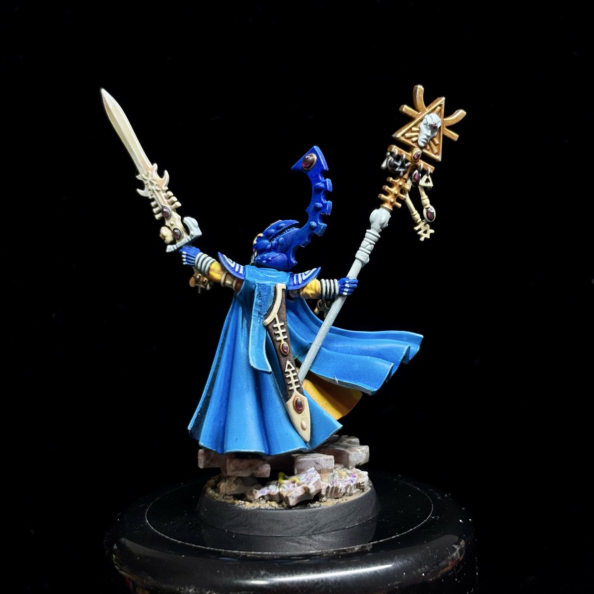 Eldrad Ulthran in #Iyanden craftworld colours! 
#wh40k #warhammer40k #WarhammerCommunity #Aeldari #Eldar