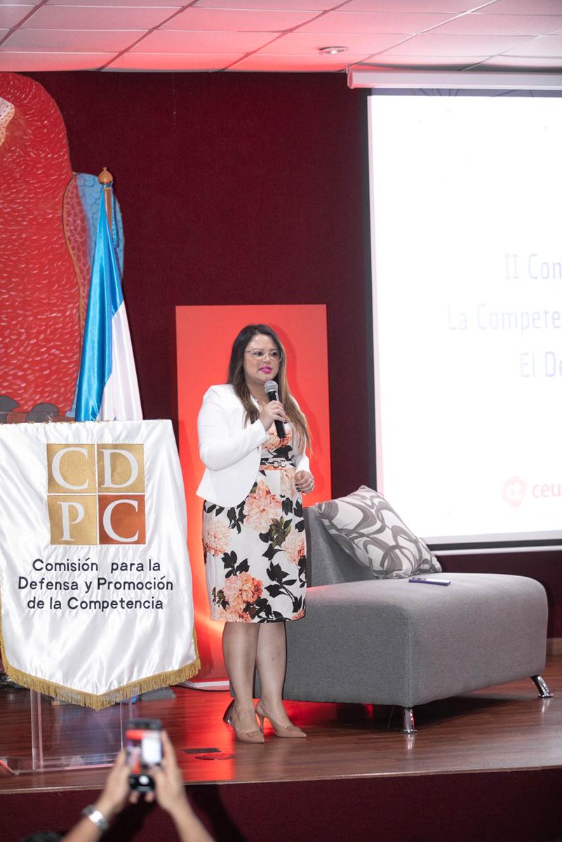 🎓👨‍🎓📚 𝐋𝐚 𝐂𝐨𝐦𝐢𝐬𝐢𝐨́𝐧 𝐩𝐚𝐫𝐚 𝐥𝐚 𝐃𝐞𝐟𝐞𝐧𝐬𝐚 𝐲 𝐏𝐫𝐨𝐦𝐨𝐜𝐢𝐨́𝐧 𝐝𝐞 𝐥𝐚 𝐂𝐨𝐦𝐩𝐞𝐭𝐞𝐧𝐜𝐢𝐚 (𝐂𝐃𝐏𝐂) 𝐥𝐥𝐞𝐯𝐚 𝐚 𝐜𝐚𝐛𝐨 𝐞𝐥 𝐒𝐞𝐠𝐮𝐧𝐝𝐨 𝐂𝐨𝐧𝐠𝐫𝐞𝐬𝐨 𝐈𝐧𝐭𝐞𝐫𝐮𝐧𝐢𝐯𝐞𝐫𝐬𝐢𝐭𝐚𝐫𝐢𝐨 𝐝𝐞 𝐂𝐨𝐦𝐩𝐞𝐭𝐞𝐧𝐜𝐢𝐚

Durante el acto de apertura