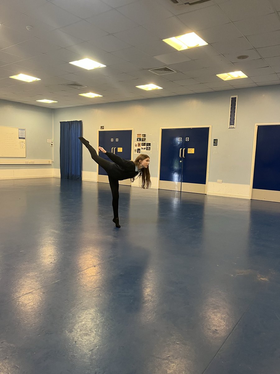 Fram Earl Dance tweet media