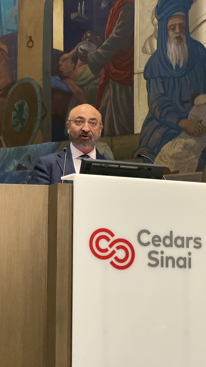 MarbanLab's tweet photo. Proud of my friend and colleague @SumeetSChugh as this year’s recipient of @CedarsSinai’s greatest honor for a staff physician, the Pioneer in Medicine Award. Well deserved recognition of an outstanding career!
@SmidtHeart https://t.co/xyV2JfxhQ9