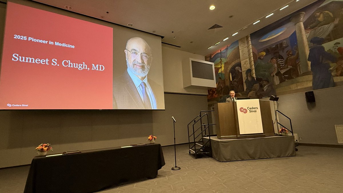 MarbanLab's tweet photo. Proud of my friend and colleague @SumeetSChugh as this year’s recipient of @CedarsSinai’s greatest honor for a staff physician, the Pioneer in Medicine Award. Well deserved recognition of an outstanding career!
@SmidtHeart https://t.co/xyV2JfxhQ9