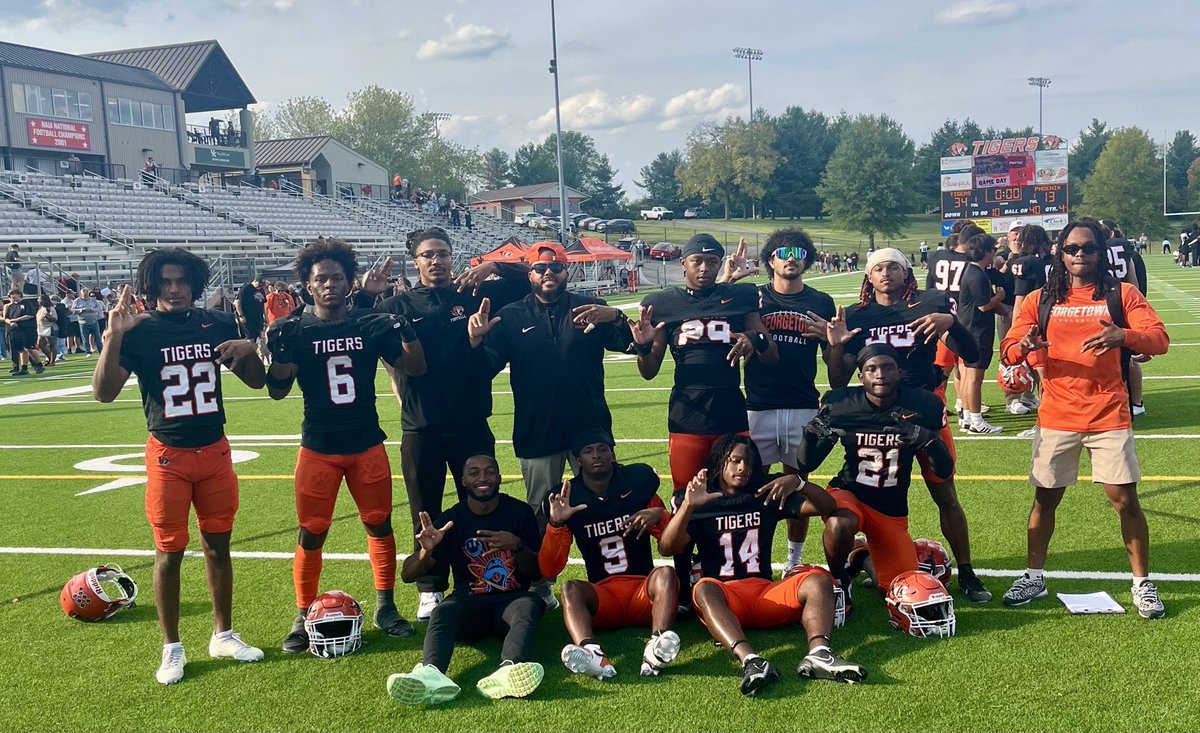 IsaiahWJackson3's tweet photo. Thankful to be named “Mid South Conference Defense Player of the Week”🙏🏾‼️
For my brothers🤞🏾
#LLD💔
#LLGENE💔
#LLX💔 https://t.co/J6Zzq0S4By
