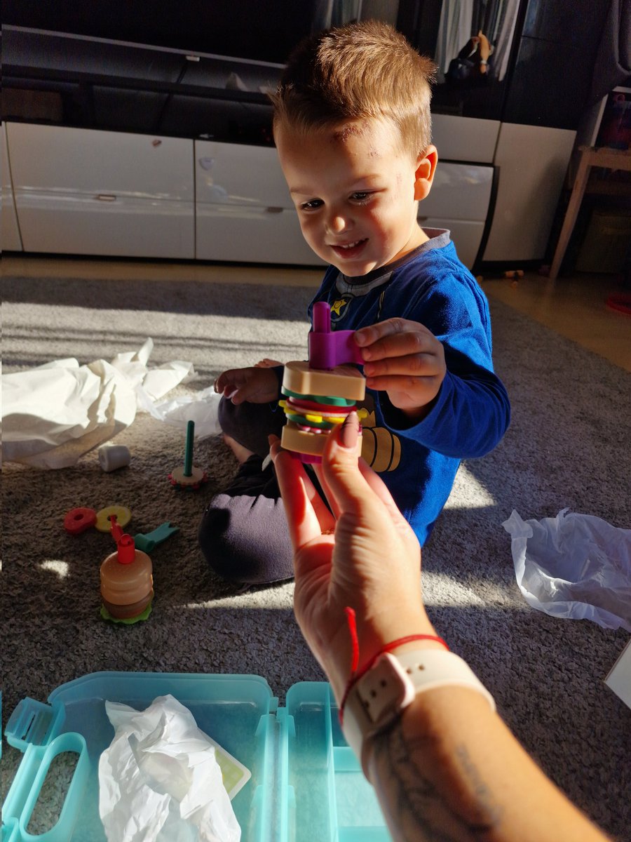 [Werbung/Produkttest]
🧩 Spielen, Lernen und Lachen! 💛
Das Play+ Fingerfood Set von Ravensburger ist unser Favorit – perfekt für kleine kreative Köche 👩‍🍳✨
#trnd_ravensburgerplayplus #ravensburgerplayplus
@ravensburger @trnd_dach