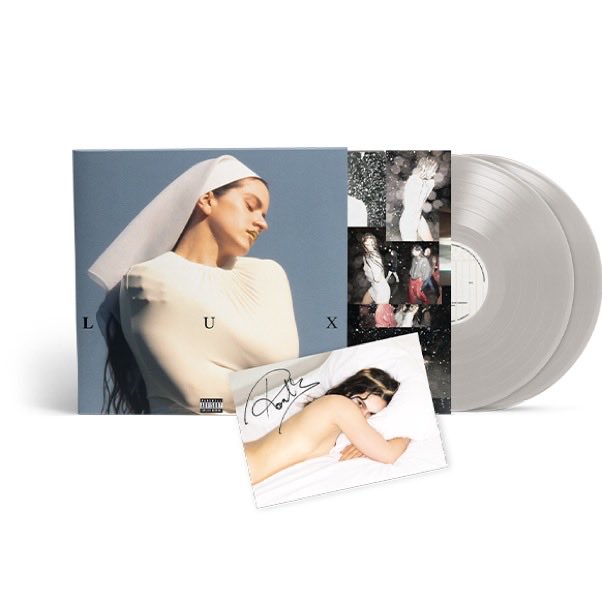Productos físico de LUX de Rosalía