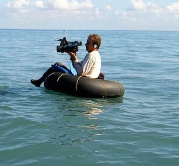 sharxxepp_'s tweet photo. le cameraman pendant ce temps là
#adp2025 #adp #asp25 https://t.co/ElmAAmPvC3