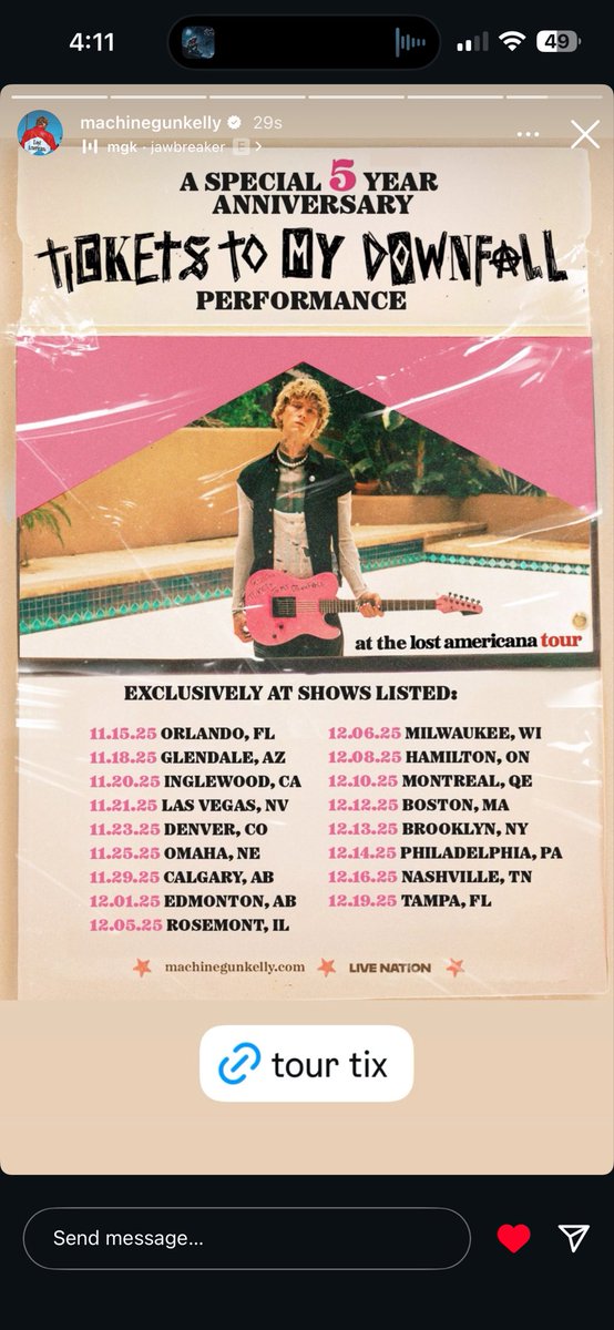 haleshavikenxx's tweet image. SCREAMING -